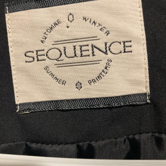 Vintage sequence lined black trench coat - Picture 4 of 5